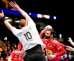 2020 EHF European Men's Handball Championship - Spain v Latvia Handball - Men's 2020 EHF European Handball Championship - preliminary round Group C - Spain v Latvia - Trondheim Spektrum, Trondheim, Norway - January 9, 2020. Latvia's Andis Ermanis and Spain's Daniel Melian Sarmiento in action. NTB Scanpix/Ole Martin Wold via REUTERS   ATTENTION EDITORS - THIS IMAGE WAS PROVIDED BY A THIRD PARTY. NORWAY OUT. NO COMMERCIAL OR EDITORIAL SALES IN NORWAY. NTB SCANPIX