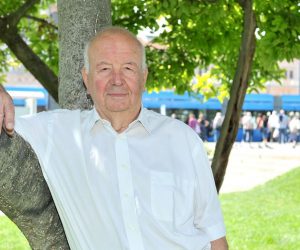 04.09.2010., Zagreb - Kralj odbojke Neven Barac nakon dvadeset godina vraca se u hrvatsku odbojku
Photo: Marko Lukunic/PIXSELL