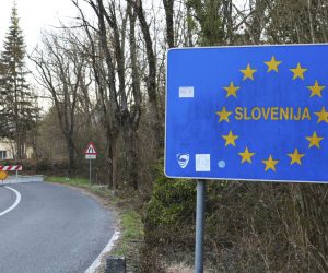 epa08288326 A view of the closed border crossing of Monrupinom, between Slovenia and Italy, 12 March 2020. Slovenia imposed border restrictions with Italy starting 11 March, to prevent the spread of the novel coronavirus Covid-19.  EPA/MICOL BRUSAFERRO