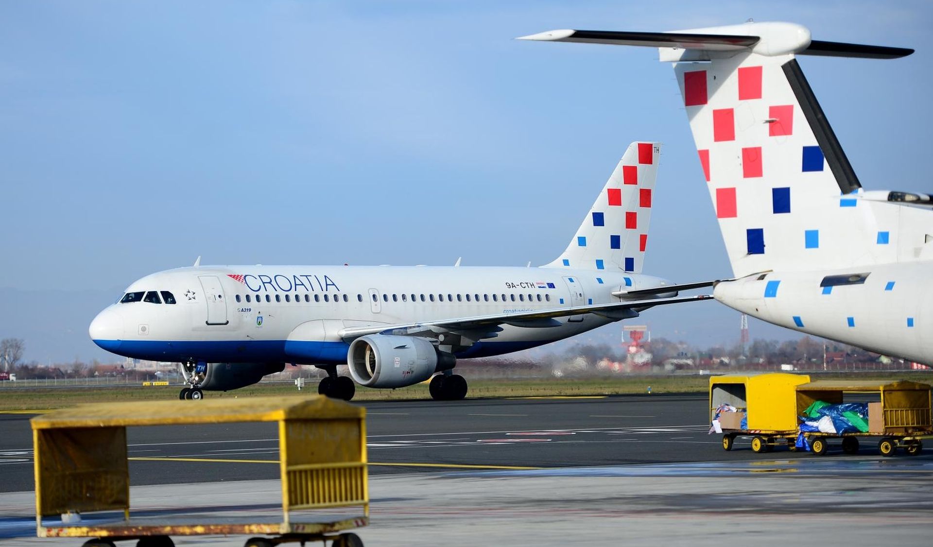 05.12.2017., Zagreb - Putnicki terminal Zracne luke Franjo Tudjman. 
Zrakoplov kompanije Croatia Airlines. 
Photo: Marko Prpic/PIXSELL
