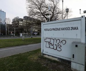 27.03.2020,Zagreb -  Mjerna postaja za mjerenje kakvoce zraka na krizanju Miramarske ceste i Vukovarske avenije.
Photo: Jurica Galoic/PIXSELL
