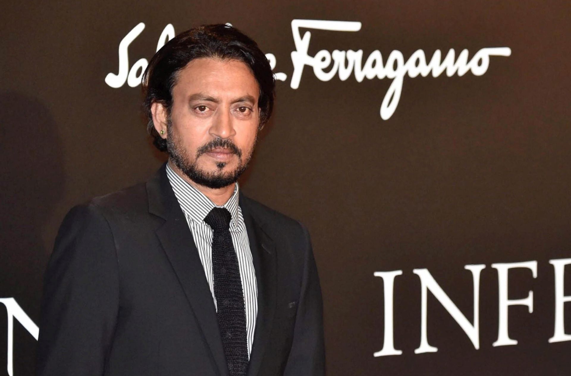 epa08390603 (FILE) - Indian actor/cast member Irrfan Khan poses for photos during the premiere of the movie 'Inferno', directed by Ron Howard, at the Opera House in Florence, Italy, 08 October 2016 (reissude 29 April 2020). Media reports state on 29 April 2020 that Bollywood actor Irrfan Khan has died at the age of 53 in Mumbai, India.  EPA/MAURIZIO DEGLI INNOCENTI *** Local Caption *** 53059047