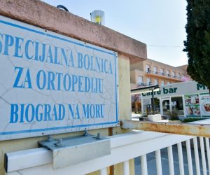 10.04.2020., Biograd - Specijalna bolnica za ortopediju Biograd na Moru
Photo: Dino Stanin/PIXSELL