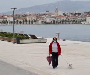 20.04.2020., Split - Miran oblacan dan u Splitu u ocekivanju oborina.
Photo: Ivo Cagalj/PIXSELL