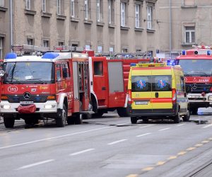 23.02.2020., Vlaska 106, Zagreb - Intervencija vatrogasaca na pozaru stana u Vlaskoj ulici.Photo: Marko Prpic/PIXSELL