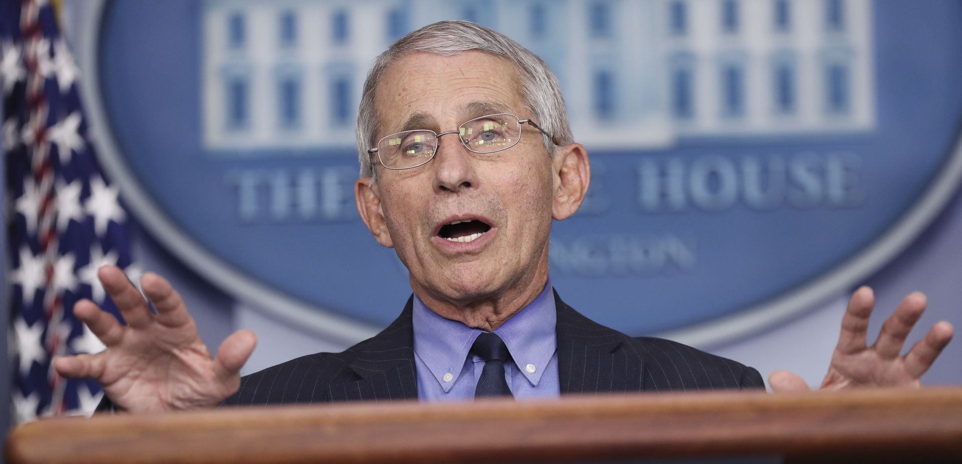 epa08369951 Dr. Anthony Fauci, director of the National Institute of Allergy and Infectious Diseases speaks during a press briefing with members of the coronavirus task force in the Brady Press Briefing Room of the White House in Washington, DC, USA, 17 April 2020.  EPA/Oliver Contreras / POOL