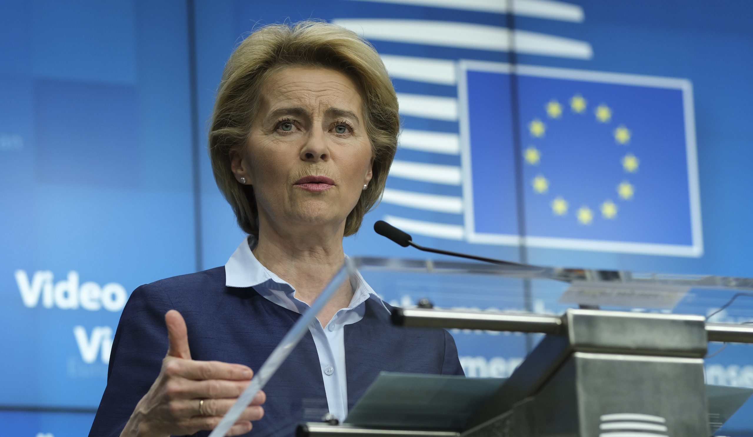 epa08380373 European Commission President Ursula Von Der Leyen speaks during a news conference after a video conferenced EU summit with  European heads of state and governments to discuss measures related to the COVID-19 disease, in Brussels, Belgium, 23 April 2020.  EPA/OLIVIER HOSLET / POOL