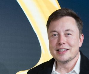 FILED - 12 November 2019, Berlin: Technology entrepreneur and CEO of SpaceX, Elon Musk arrives to attend the Golden Steering Wheel awards ceremony. Eccentric entrepreneur Elon Musk, the chief of electric carmaker Tesla, has been using his large platform on social media to call for reopening the US economy quickly, amid extended shutdowns due to the coronavirus pandemic. Photo: Jörg Carstensen/dpa