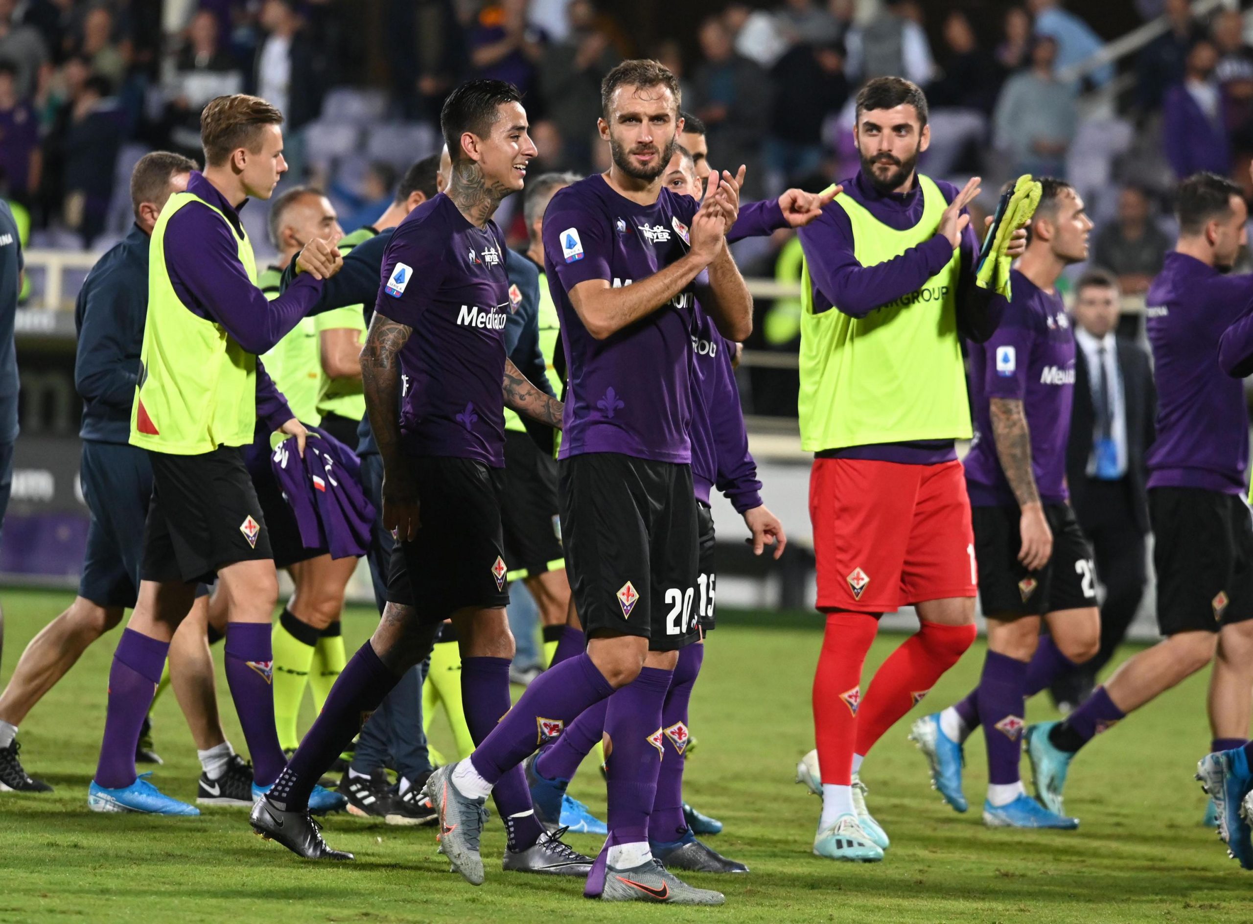 epa08408338 (FILE) - epa07869659 Fiorentina players celebrate after winning the Italian Serie A soccer match between ACF Fiorentina and UC Sampdoria at the Artemio Franchi stadium in Florence, Italy, 25 September 2019 (re-issued on 07 May 2020). On 07 May 2020 ACF Fiorentina communicated on its website that, following  laboratory checks, 3 players and 3 technical-health staff members tested positive for COVID-19. The club has proceeded, as per protocol, to continue the isolation of the people involved'. Fiorentina did not reveal the identities of the players who tested positive.  EPA/CLAUDIO GIOVANNINI *** Local Caption *** 55495764