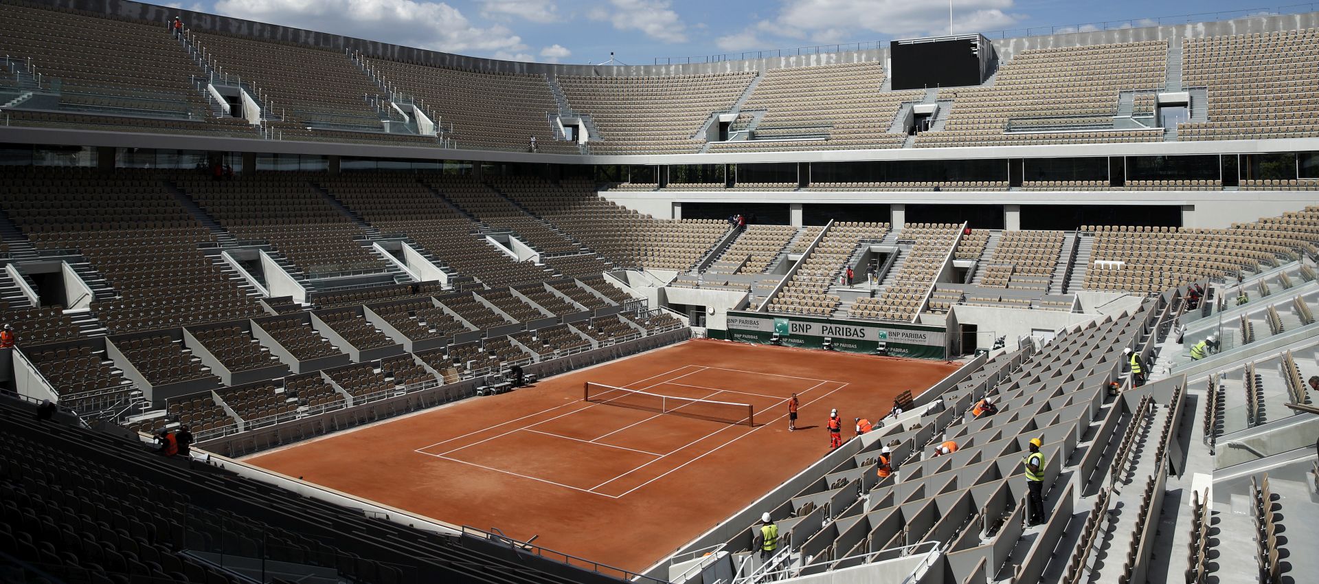 epa08413400 (FILE) - General view of the new Central court at Roland Garros in Paris, France, 16 May 2019. The French Open tennis tournament at Roland Garros in Paris will run from 26 May to 09 June 2019, re-issued 10 May 2020. The organisers of the French Open no longer rule out the possibility of holding the most important clay court tournament on the tennis calendar without spectators. "Organising the tournament behind closed doors would allow part of the business model, the servicing of the television rights, to take place. This should not be overlooked," said Bernard Giudicelli, President of the French Tennis Federation FFT. Most recently, France's Minister of Sport, Roxana Maracineanu, clearly rejected the idea of holding the Grand Slam tournament without spectators.  EPA/YOAN VALAT *** Local Caption *** 55198323