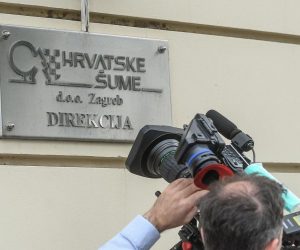 29.05.2020., Zagreb - Policijska pretraga zgrade Hrvatskih suma.  Photo: Marko Prpic/PIXSELL