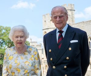 epa08476440 A handout photo made available by the Press Association shows Britain's Queen Elizabeth II and the Duke of Edinburgh in the quadrangle of Windsor Castle in Windsor, Britain, 09 June 2020 (issued 10 June 2020). Duke of Edinburgh turns 99 on 10 June.  EPA/STEVE PARSONS/ PRESS ASSOCIATION/HANDOUT HANDOUT This image is for Editorial use purposes only. The Image can not be used for advertising or commercial use. The Image can not be altered in any form. Credit should read Steve Parsons Press Association/Hand out HANDOUT EDITORIAL USE ONLY/NO SALES