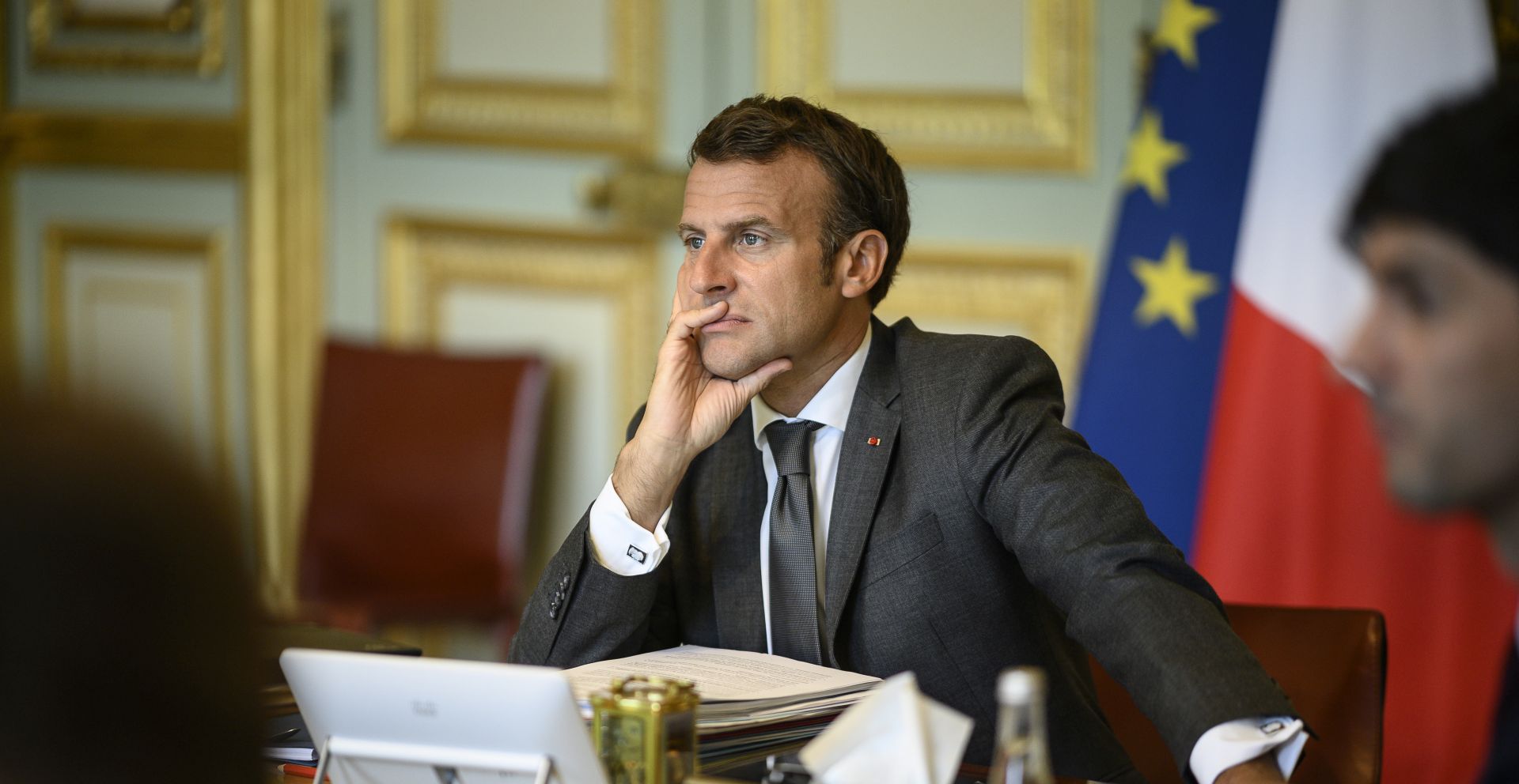 epa08495172 French President Emmanuel Macron (C) during an European Council by videoconference in Paris, France, 19 June 2020. In the video conference, the leaders are discussing the creation of a fund to help member states recover from the economic impact of the ongoing COVID-19 pandemic caused by the SARS-CoV-2 coronavirus, as well as lay out a new long-term budget for the bloc.  EPA/ELIOT BLONDET/ POOL MAXPPP OUT