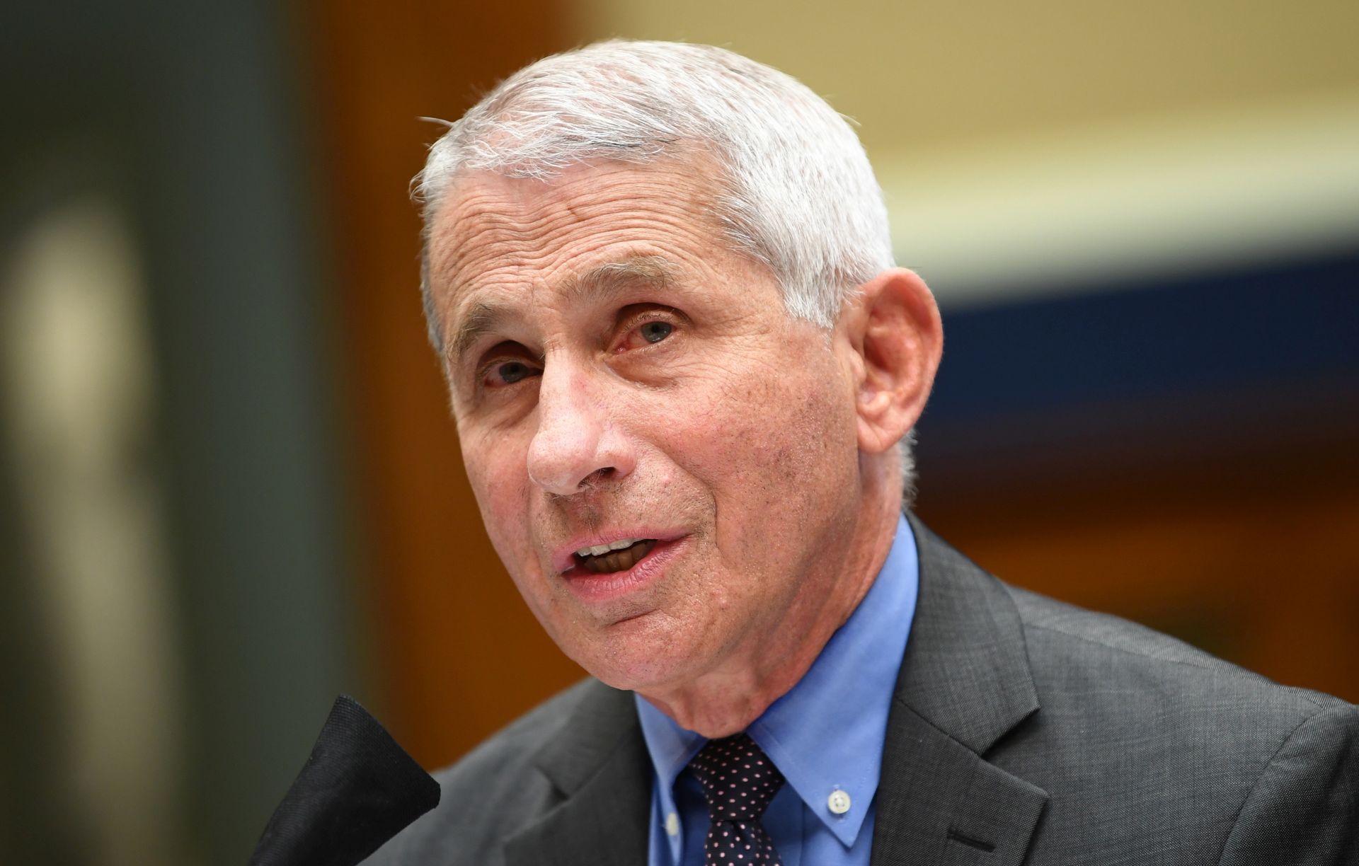 epa08504135 Director of the National Institute for Allergy and Infectious Diseases Dr. Anthony Fauci testifies before the House Committee on Energy and Commerce on the Trump Administration's Response to the COVID-19 Pandemic, on Capitol Hill in Washington, DC, USA, 23 June 2020.  EPA/KEVIN DIETSCH / POOL