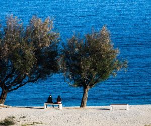 21.05.2020., Split - Plaze u Splitu jos uvijek su uglavnom prazne i bez turista unatoc popustanju mjera zastite od koronavirusa. Photo: Milan Sabic/PIXSELL