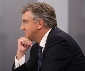 Zagreb, 29.06.2020 - Premijer i predsjednik HDZ-a Andrej Plenkoviæ tijekom suèeljavanja na RTL televiziji. foto HINA/ RTL press/ ik