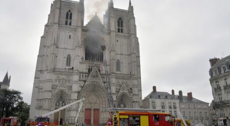 Uhićen 39-godišnjak zbog požara u katedrali u Nantesu