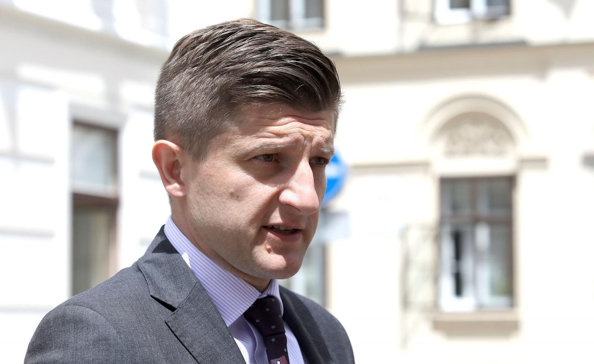 07.07.2020., Zagreb - Ministar financija Zdravko Maric komentirao je ispred Banskih dvora procjene pada BDP-a od 10,8%. Photo: Patrik Macek/PIXSELL