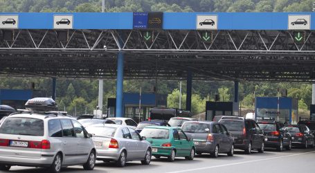 HAK: Na ulazak u Hrvatsku kod graničnog prijelaza Macelj čeka se sat vremena