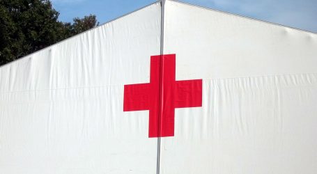 Crveni križ optužio Trumpa i Bolsonara za “neodgovornu politiku”