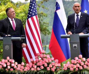 epa08600743 US State Secretary Mike Pompeo (L) and  Slovenian Prime Minister Janez Jansa (R), during a joint press conference at the Villa Bleb in Bled, Slovenia, 13 August 2020. Pompeo is on an official one-day visit to Slovenia, second destination on his tour in four European countries.  EPA/IGOR KUPLJENIK