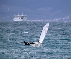 Split: Jedriličari iskoristili povoljne vremenske prilike za trening na moru 03.02.2019., Split - Jedrilicari iskoristili pogodne vremenske prilike za trening na moru. Photo: Ivo Cagalj/PIXSELL