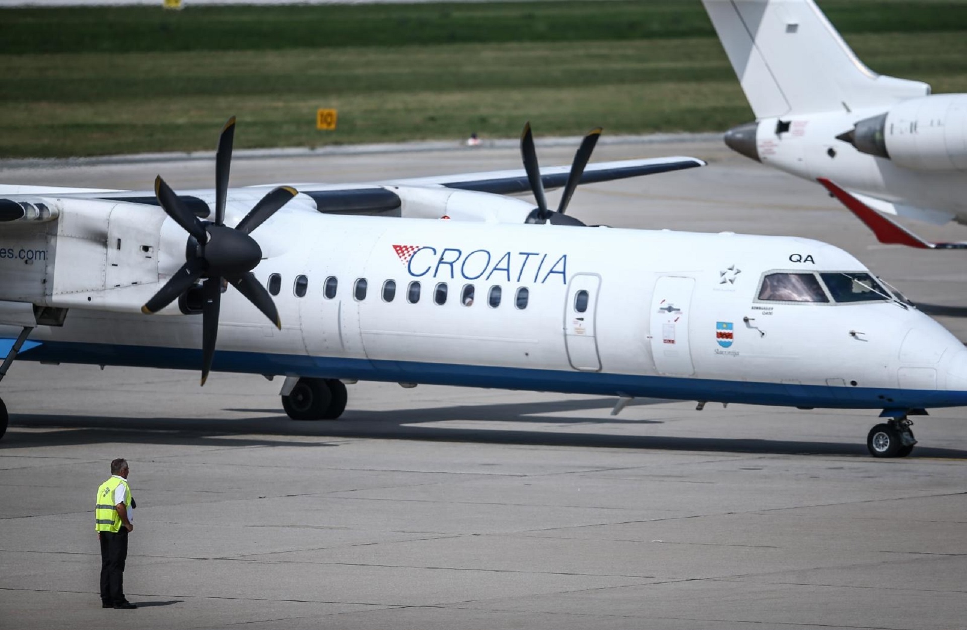 Zagreb: Avioni na Plesu 02.08.2018., Zagreb - Croatia Airlines, Dash 8-Q400.                              Photo: Igor Soban/PIXSELL