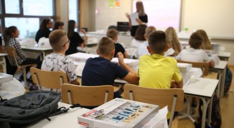 Pomoćnik ministra obrazovanja: Spremna su tri scenarija za novu školsku godinu