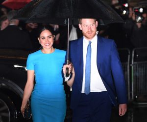 epa08643188 (FILE) - Britain's Harry (R) and Meghan (L) attend the annual Endeavour Fund Awards at Mansion House in London, Britain, 05 March 2020 (reissued 03 September 2020). According to media reports, Harry and his wife Meghan signed a contract with streaming service Netflix. The couple will be producers of series about nature, documentaries and children's programs.  EPA/NEIL HALL *** Local Caption *** 55931109