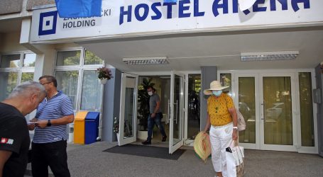 U hostel Arena uselio 61 Zagrepčanin čiji su domovi stradali u potresu