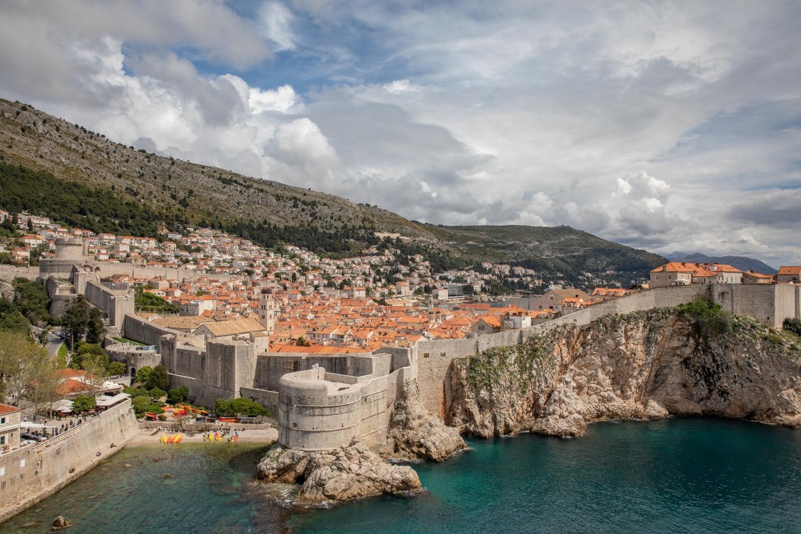 Dubrovnik: Pogled na staru gradsku jezgru 13.04.2019., Stara gradska jezgra, Dubrovnik - Pogled na staru gradsku jezgru sa tvrdjave Lovrjenac.
Photo: Grgo Jelavic/PIXSELL