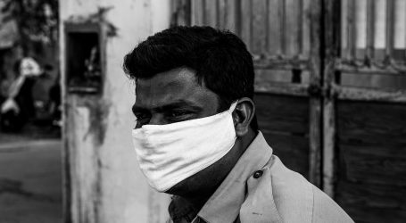 U Indiji u jednom danu od Covida umrle 1.133 osobe