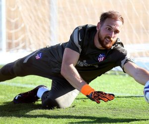 epa08657502 A handout photo made available by Spanish La Liga soccer club Atletico Madrid of Slovenian goalkeeper Jan Oblak during his team's training session in Madrid, Spain, 09 September 2020.  EPA/ATLETICO MADRID HANDOUT  HANDOUT EDITORIAL USE ONLY/NO SALES