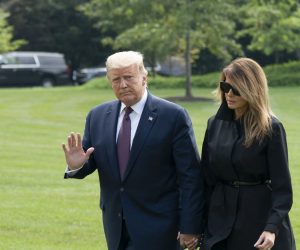 epa08662088 US President Donald J. Trump (L) and First lady Melania Trump (R) return to the White House, in Washington, DC, USA, on 11 September 2020, after attending a Flight 93 National Memorial 19th Anniversary of the 9/11 terrorist attack Observance in Shanksville, Pennsylvania.  EPA/Chris Kleponis / POOL