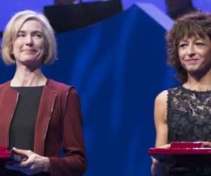 epa08726165 (FILE) - US biochemist Jennifer A. Doudna (L) and French professor and researcher in microbiology, genetics and biochemistry Emmanuelle Charpentier (R) as they receive the Kavli Prize in Nanoscience, at the Oslo Concert Hall, Norway, 04 September 2018 (reissued 07 October 2020). The 2020 Nobel Prize in Chemistry has been awarded to Emmanuelle Charpentier and Jennifer A. Doudna 'for the development of a method for genome editing', the Royal Swedish Academy of Sciences announced.  EPA/Berit Roald NORWAY OUT *** Local Caption *** 52647364