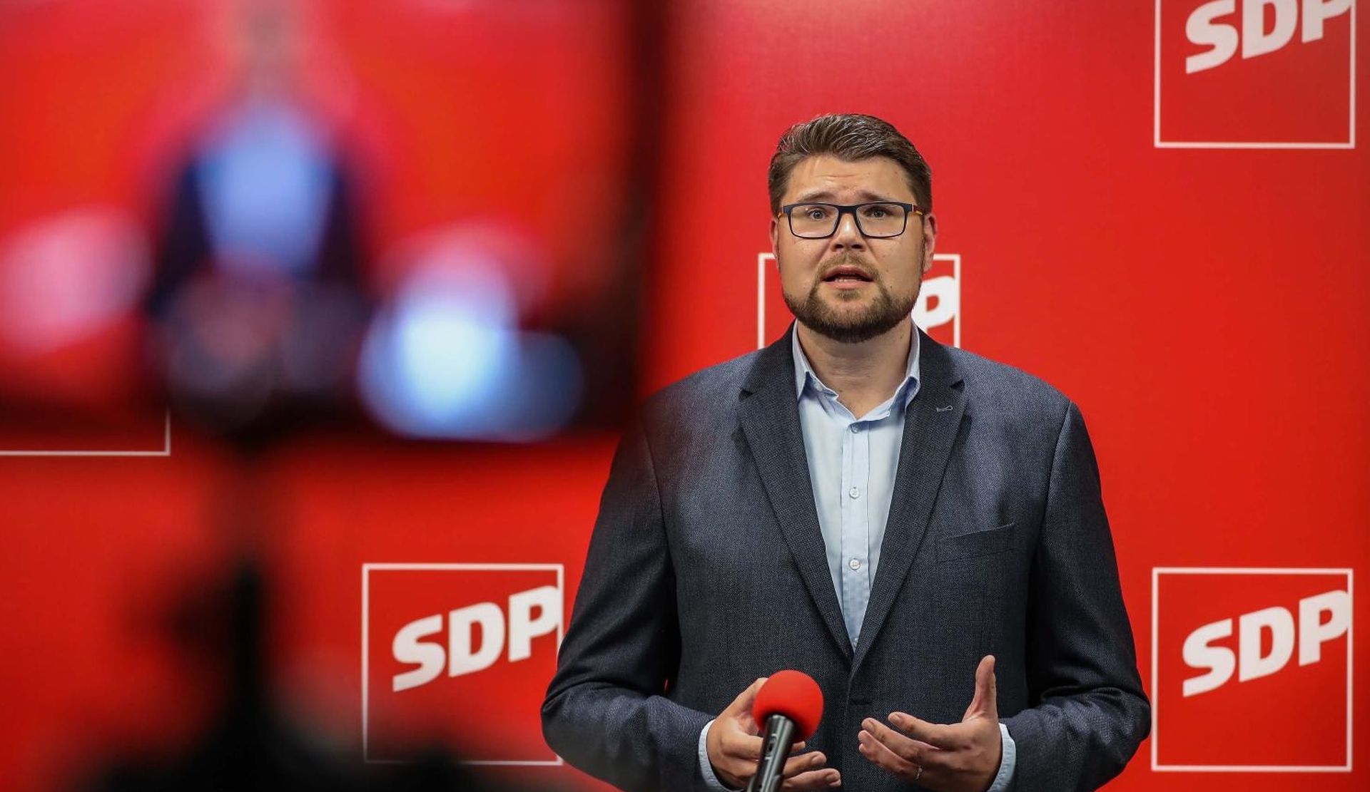 03.10.2020., Zagreb - U sjedistu SDP-a nakon unutarstranackih izbora predstavljen je novi predsjednik stranke Pedja Grbin. Photo: Jurica Galoic/PIXSELL