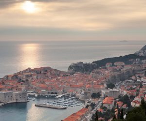 03.03.2011., Dubrovnik - Zimski zalazak sunca i poluoblacno vrijeme u Dubrovniku.
Photo: Grgo Jelavic/PIXSELL