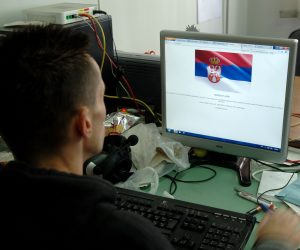 16.09.2012., Pozega - Hakeri na sluzbenu internetsku stranicu Pozesko-slavonske zupanije postavili srbijansku zastavu. 
Photo: Dusan Mirkovic/PIXSELL