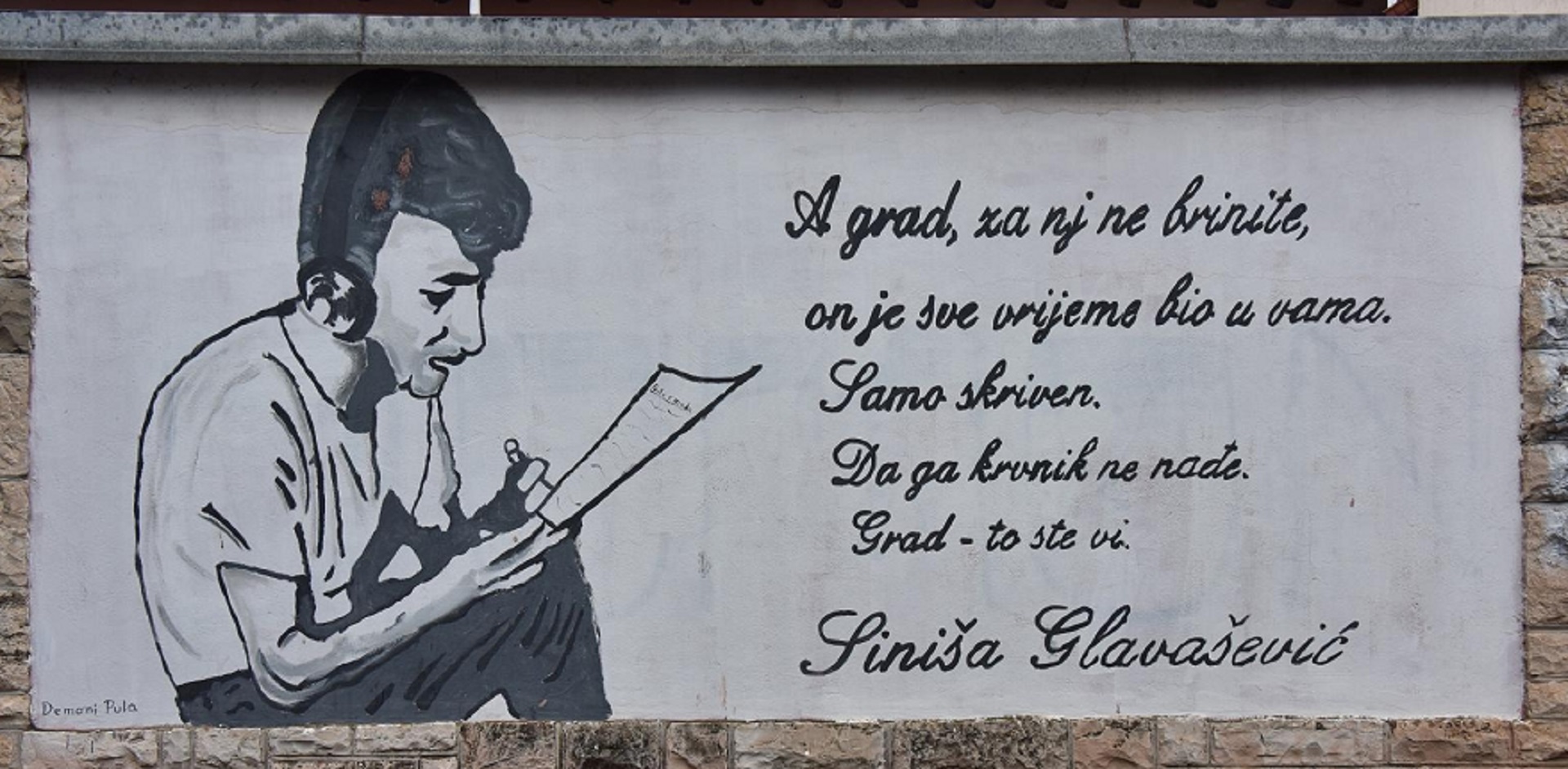 11.11.2019., Pula - Grafit posvecen Vukovaru u Vukovarskoj ulici. Photo: Dusko Marusic/PIXSELL