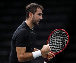 epa08793671 Marin Cilic of Croatia reacts during his first round match against Felix Auger-Aliassime of Canada at the Rolex Paris Masters tennis tournament in Paris, France, 02 November 2020.  EPA/YOAN VALAT