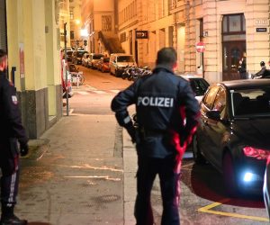 epa08793952 Austrian police patrol after a shooting near the 'Stadttempel' synagogue in Vienna, Austria, 02 November 2020. According to recent reports, at least one person is reported to have died and 3 are injured in what officials are treating as a terror attack.  EPA/CHRISTIAN BRUNA