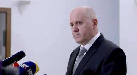 Bačić: “Premijer se ne distancira od Ćorića”