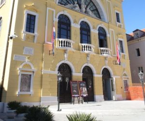 09.11.2020., Split - Procelje Hrvatskog narodnog kazalista nakon renoviranja. Photo:Ivo Cagalj/PIXSELL