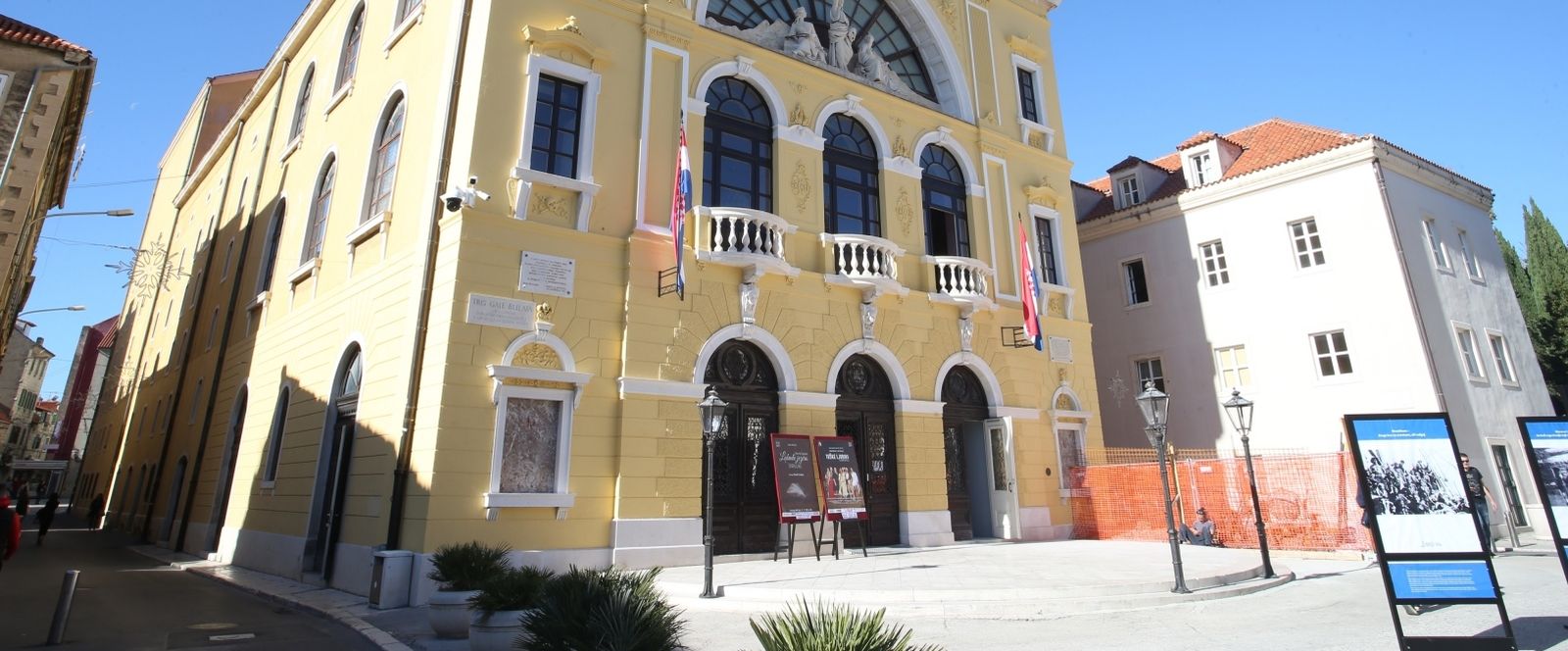 09.11.2020., Split - Procelje Hrvatskog narodnog kazalista nakon renoviranja. Photo:Ivo Cagalj/PIXSELL