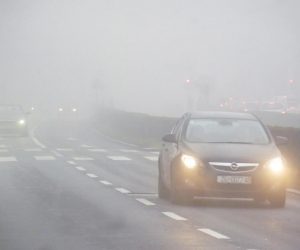 08.01.2014., Zagreb - Nakon nekoliko dana lijepog vremena, nad grad se jutros spustila gusta magla koja je vozacima smanjivala vidljivost u prometu.
Photo: Tomislav Miletic/PIXSELL
