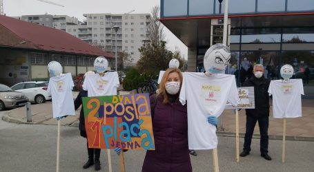Prosvjedovali učitelji: “Radimo dvostruko, radimo što nikad nismo radili…”