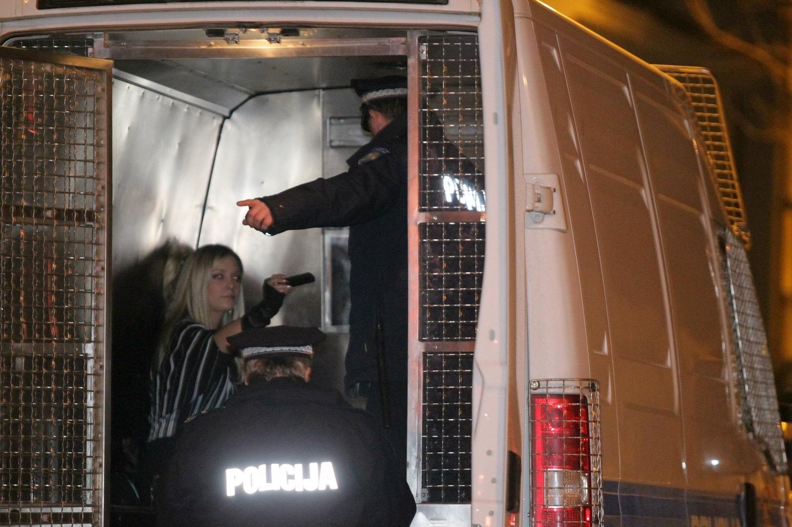 05.02.2011., Koprivnica - Policijski pretres kluba Orinoco, pri cemu je bilo blokirano srediste grada. Photo: Marijan Susenj/PIXSELL