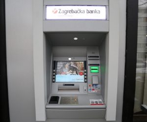 09.02.2018., Karlovac - Bankomat Zagrebacke banke. 
Photo: Kristina Stedul Fabac/PIXSELL