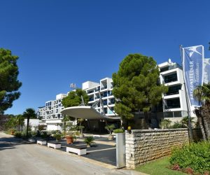 20.08.2020., Zadar - Hotelski kompleks Falkensteiner ponudio je besplatno testiranje svim austrijskim drzavljanima koji borave na zadarskom podrucju. 
Photo: Dino Stanin/PIXSELL