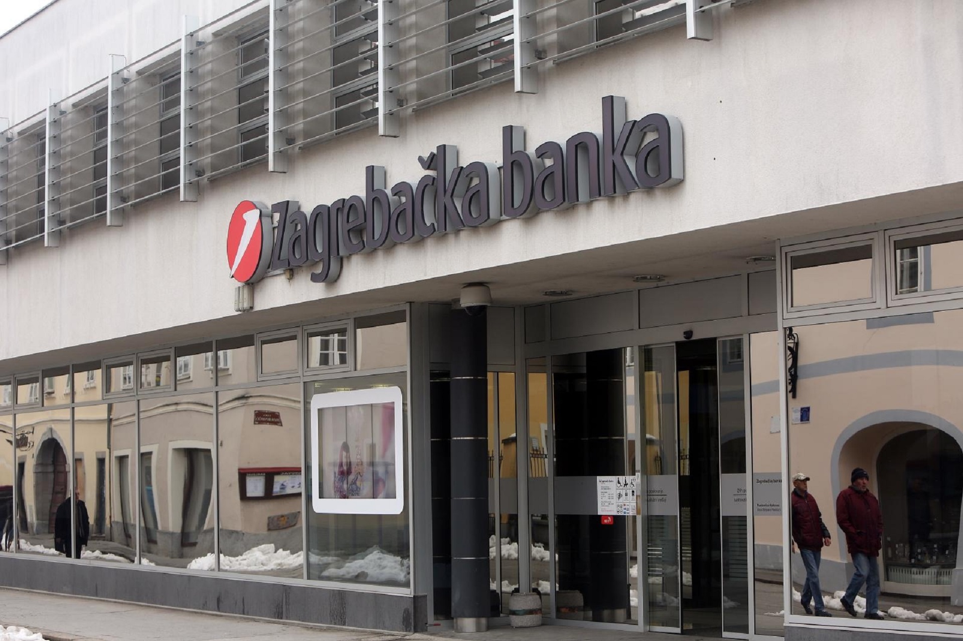 09.02.2018., Karlovac - Poslovnica Zagrebacke banke u Radicevoj ulici. 
Photo: Kristina Stedul Fabac/PIXSELL